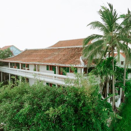 Heron House هوي ان المظهر الخارجي الصورة