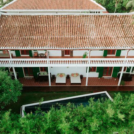 Heron House هوي ان المظهر الخارجي الصورة