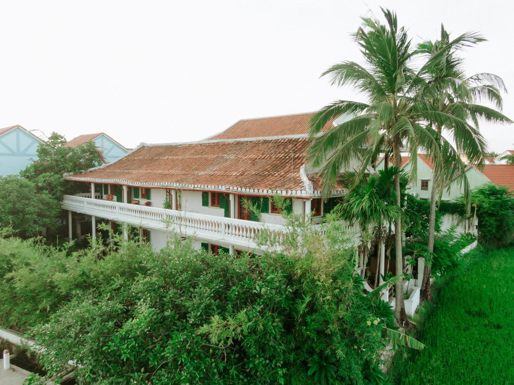 Heron House هوي ان المظهر الخارجي الصورة