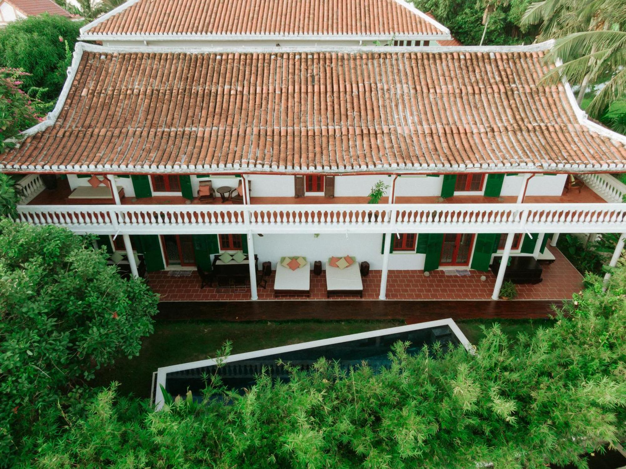 Heron House هوي ان المظهر الخارجي الصورة